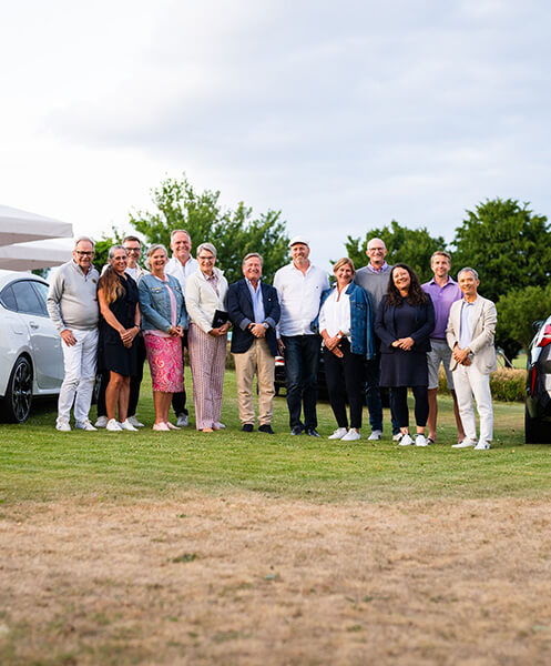 teambild bmw motorrad event golf countryclub motzen Marketing-Team von BMW Motorrad auf einem Event im Golf- und Countryclub Motzener See